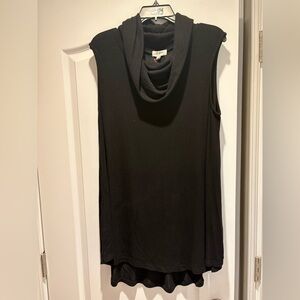 Umgee Sleeveless Cowl Neck Black Tunic